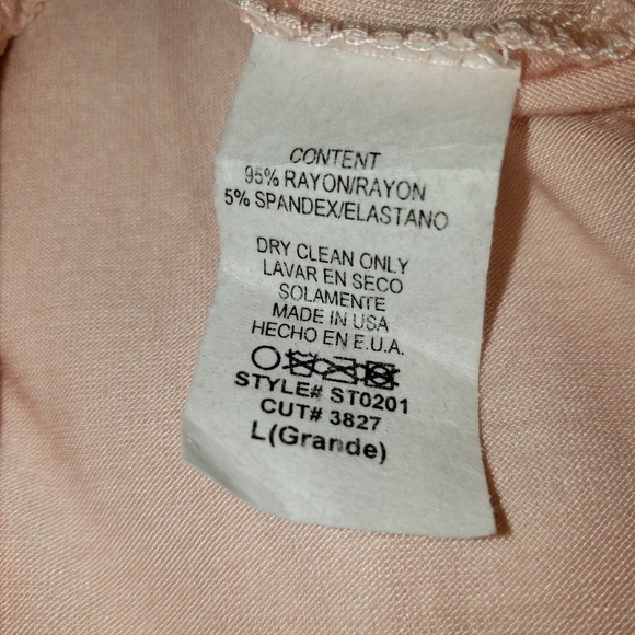 Soft Pink V-Neck Top - Picture 6 of 8